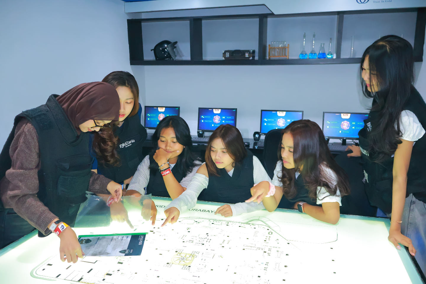 Forensic Investigator